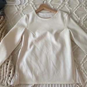 Lululemon Pleat on LS